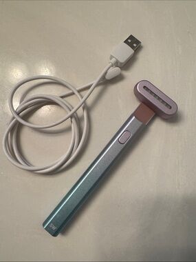 Solawave Red Light Therapy Wand